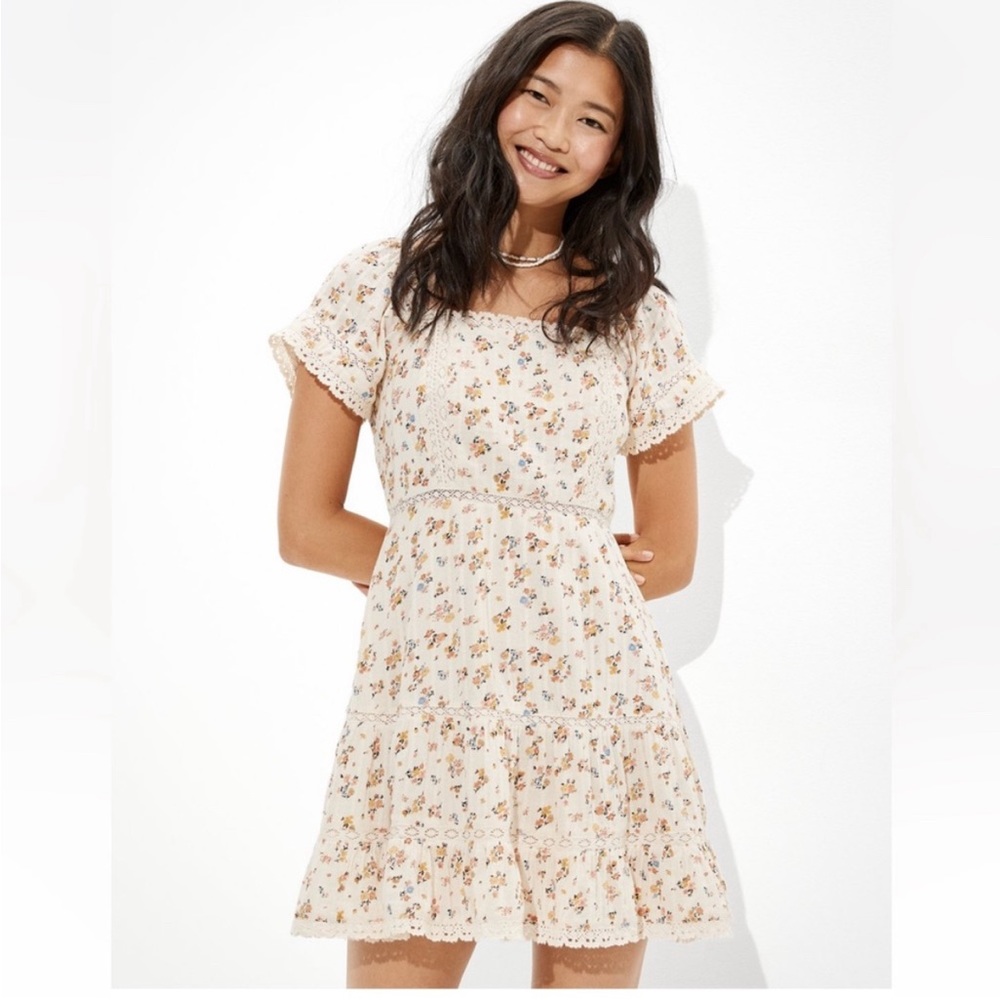 AMERICAN EAGLE tiered lace floral lined mini dress BRAND NEW!!